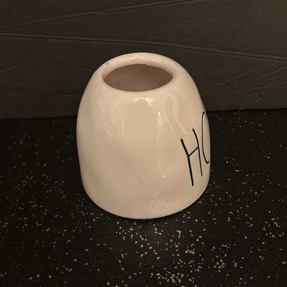 Rae Dunn white honey pot with black “Honey” on front - Picture 4 of 6